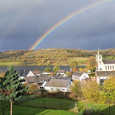 Haus Mit Idyllischem Seeblick Schalkenmehren Eksteriør billede