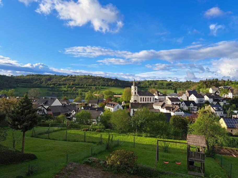 Haus Mit Idyllischem Seeblick Schalkenmehren Eksteriør billede